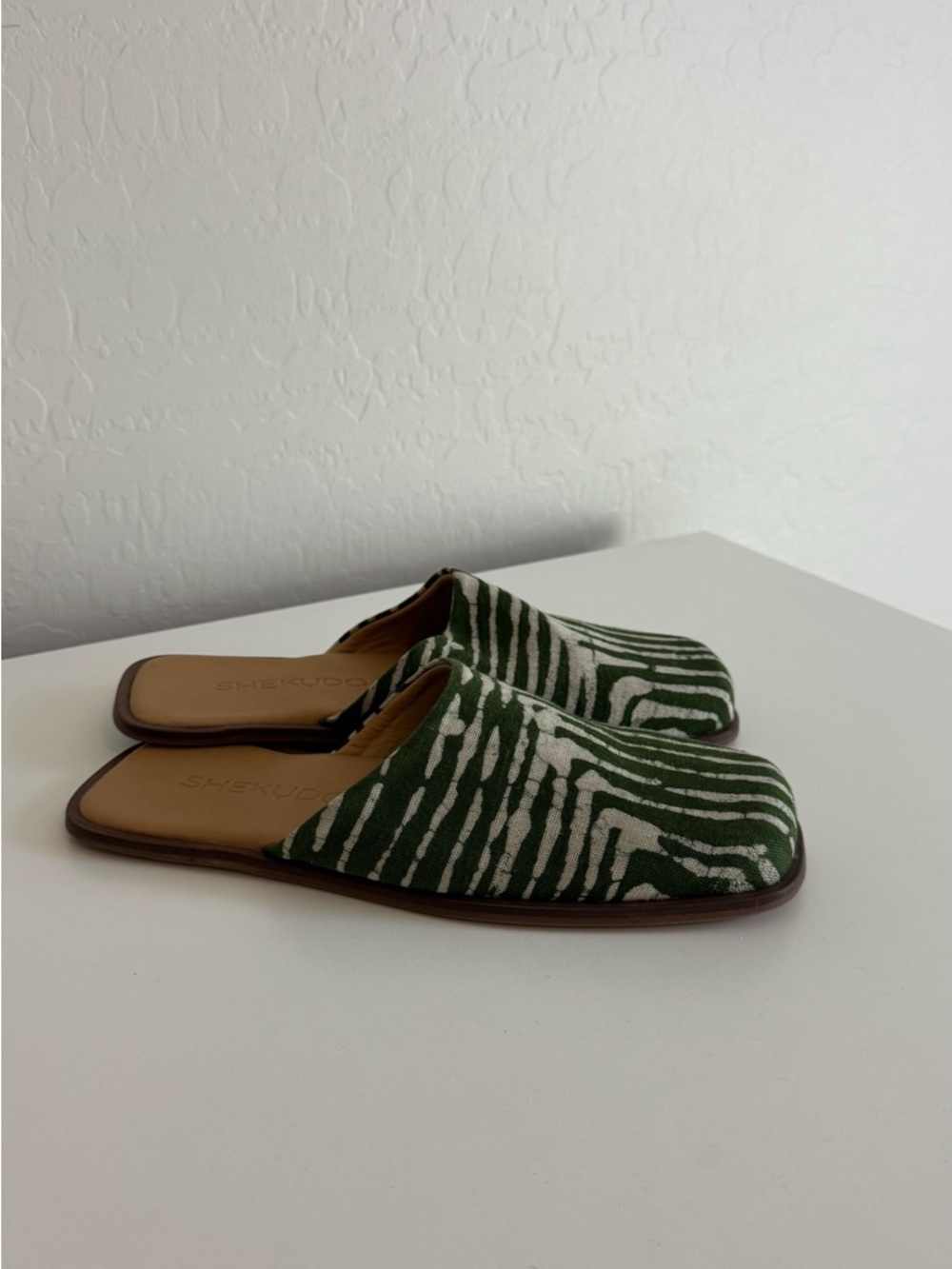 Shekudo Animal Print Canvas Mule Flats